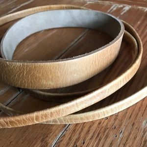 ADA COLLECTION LEATHER WRAP BELT - NEW/NEVER WORN